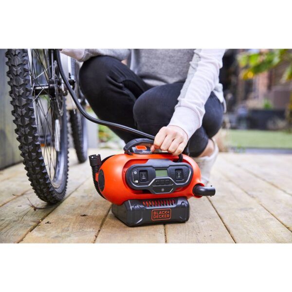 Black & Decker Τρόμπα Αυτοκινήτου 160PSI με Καλώδιο Αναπτήρα 12V