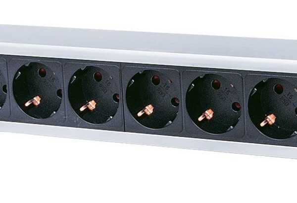Intellinet Πολύπριζο Rack 19" με 12 Sockets Μαύρο