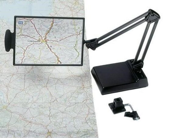 Table-top magnifier mounted on the tabletop